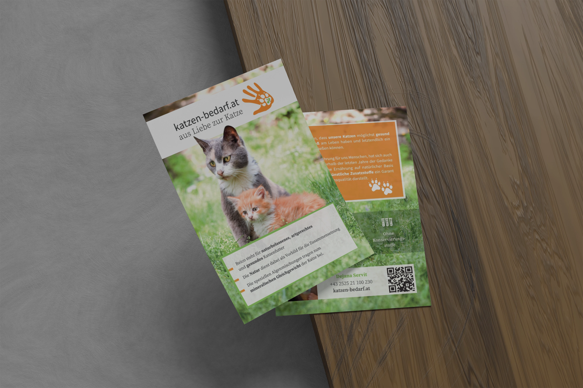 Print-Mockup: Flyer Katzenbedarf.at — Starfruit Studio